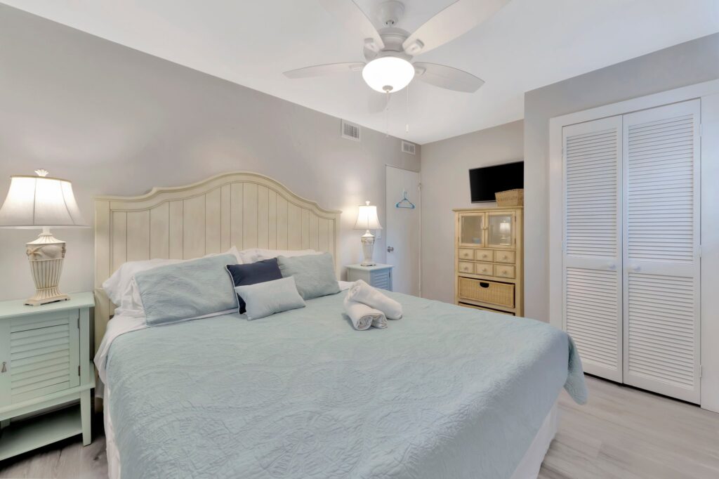 King bed in Unit 9 at Anna Maria Island Getaway vacation rental in Bradenton Beach, FL