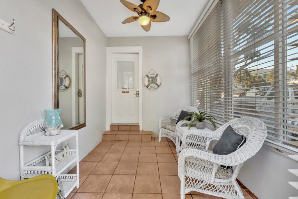 This two bedroom vacation rental on Anna Maria Island near the beach has a private sitting area